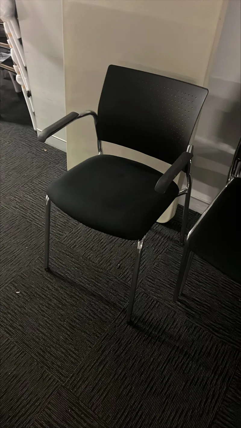 Visitor chair